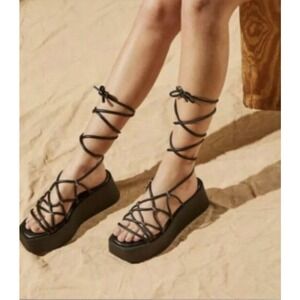 Free People Georgie Wrap Platform Sandals Gladiator Lace‎ Up Black Size 38 EUC